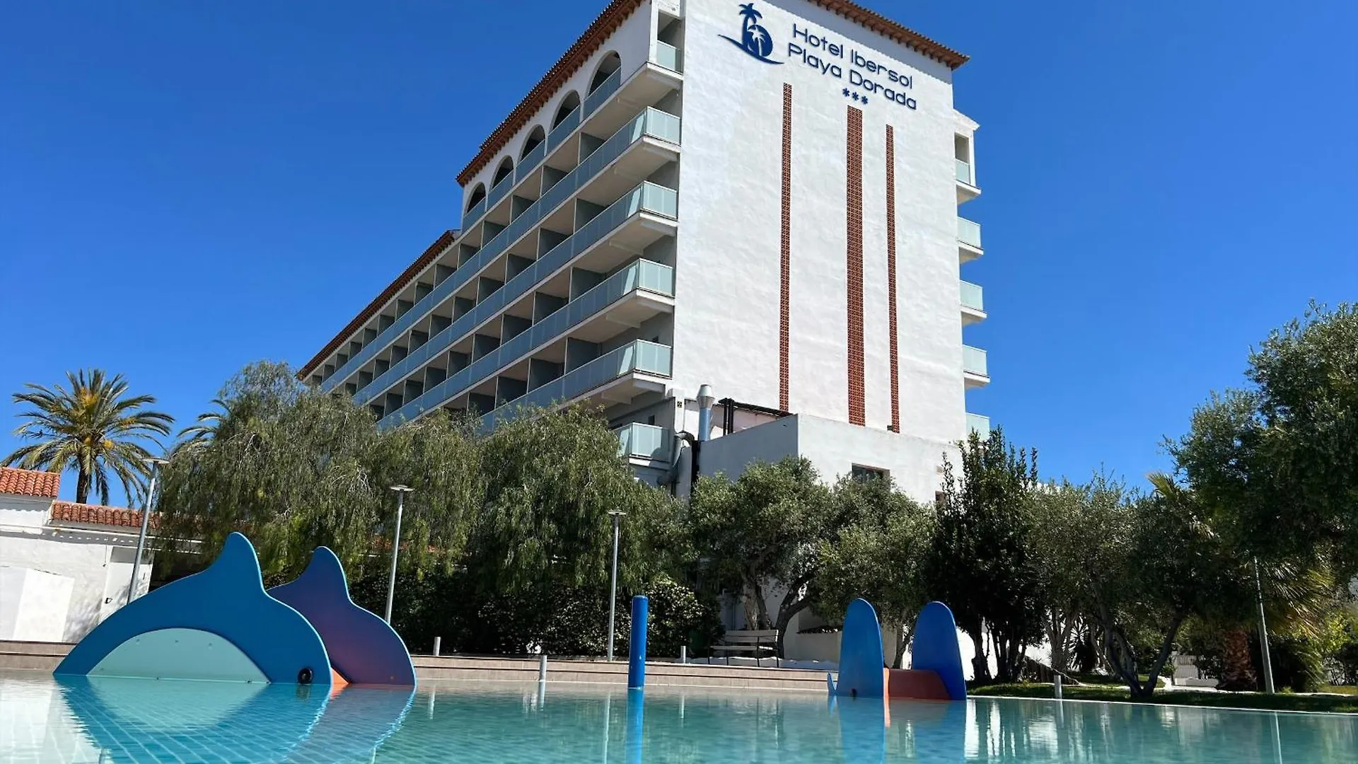 מלון קמארוגה Ibersol Playa Dorada