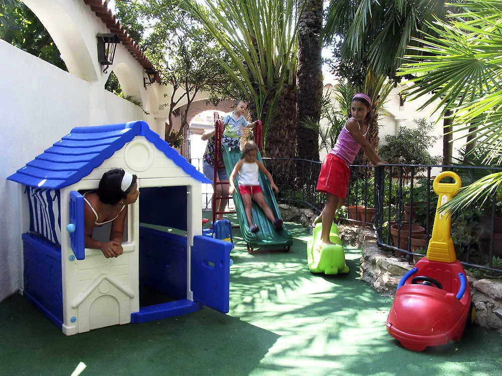 מלון קמארוגה Ibersol Playa Dorada